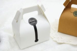 In hộp giấy đựng bánh với nhiều kích thước