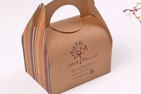 In hộp giấy đựng bánh chất lượng và đảm bảo