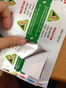 Ưu điểm khi in tem decal nhựa tại hà nội